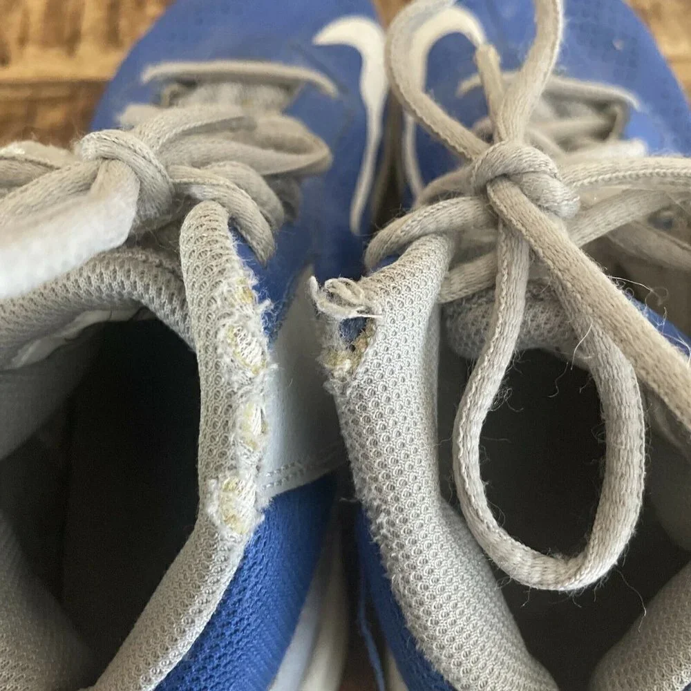 Nike Team Hustle D7 High-Top Basketball Shoes 4.5